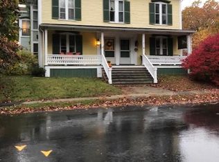 37 Whittier St FLOOR 1, Amesbury, MA 01913