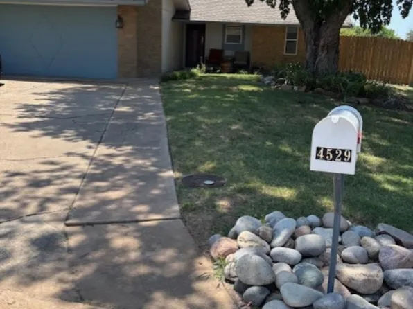 4529 Prairie Rd, Enid, OK 73703