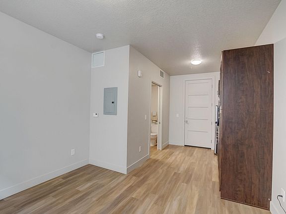 5th image of 844 S West Temple St #7c672a1f9