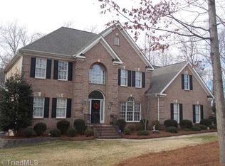 6119 Chalet Dr, Oak Ridge, NC 27310