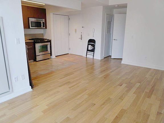 4th image of 885 6th Ave APT 30A