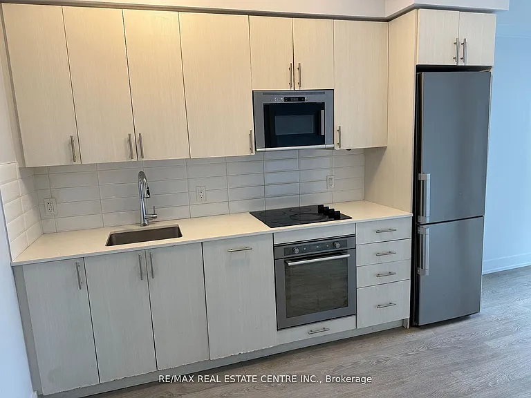 2550 Simcoe St N #1213 — Photo 3
