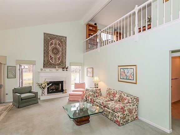 4th image of 1653 Pebble Beach Dr