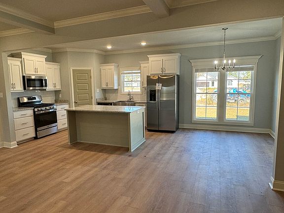 3rd image of 3851 Lu Ln