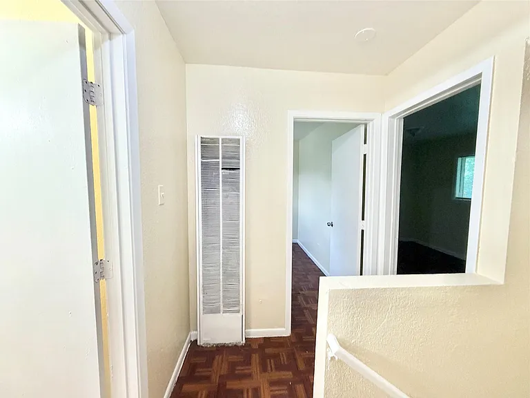 6257 Manor Rd #B — Photo 35