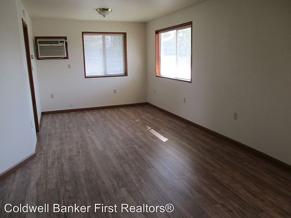 5th image of 350 SE 3rd St #C
