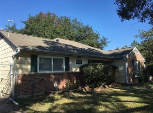 4700 Laurel St, Bellaire, TX 77401