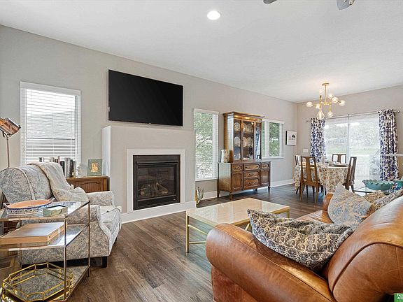 5th image of 6007 N 108 Avenue Cir