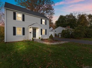 118 Dowd St, Newington, CT 06111