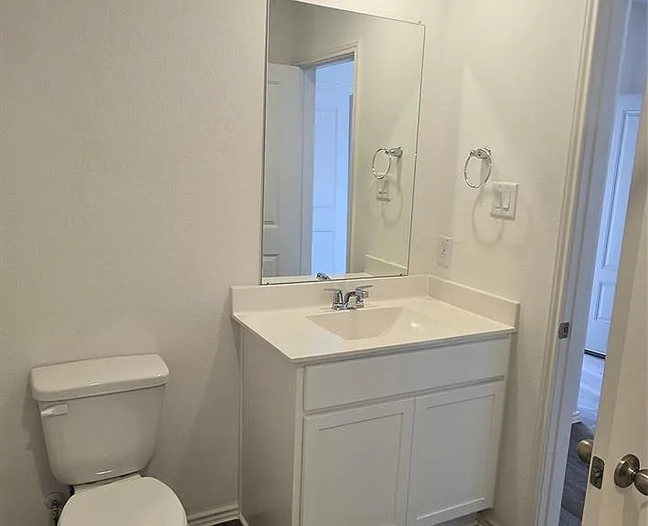 3046 Holland Lakes Dr — Photo 18