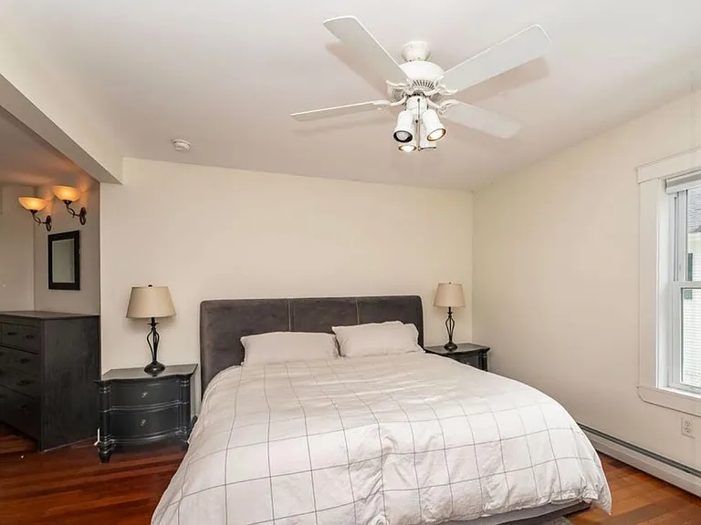 301 Richards Ave — Photo 21