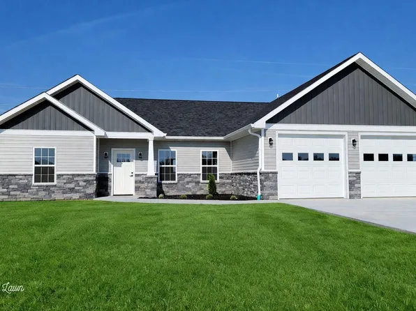 363 Country Ct, Loogootee, IN 47553