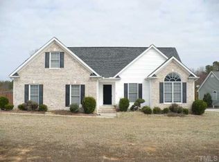 35 Oak Dr, Youngsville, NC 27596