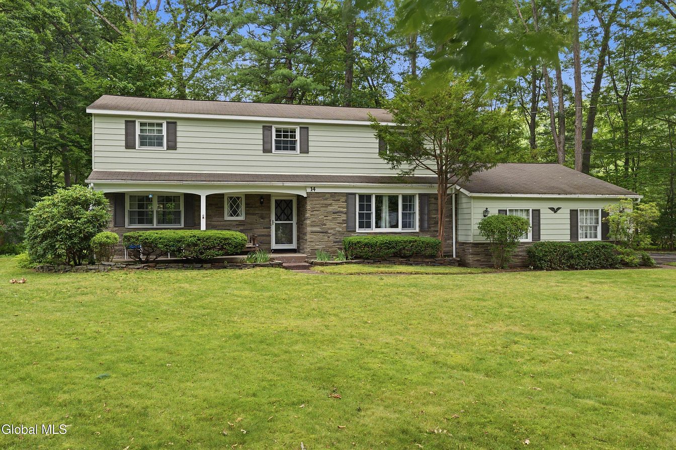 1st image of 14 Barcelona Drive