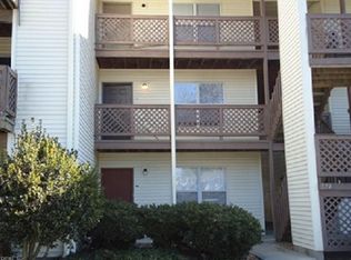 574 Candle Ln APT 201, Newport News, VA 23608