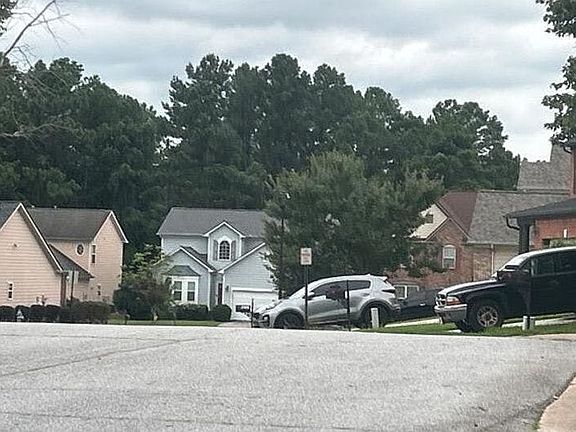 5th image of 5704 Barrington Run