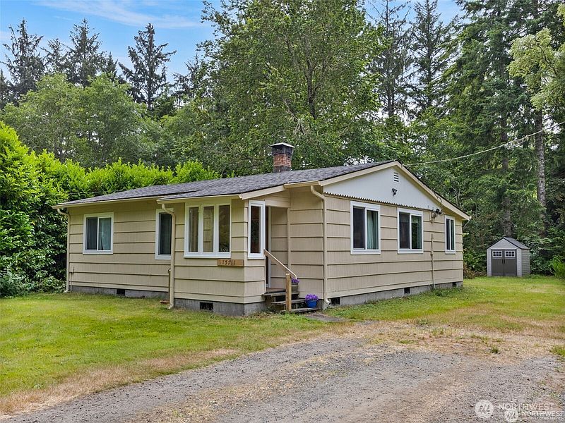 3rd image of 15711 Birch Street