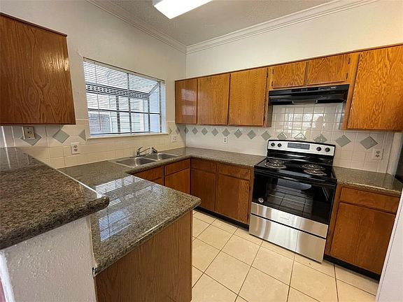 3rd image of 2710 Grants Lake Blvd Unit A6