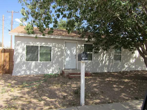 507 S 12th St, Artesia, NM 88210