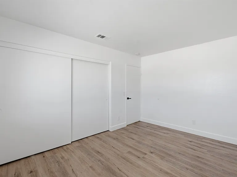 21134 Multnomah Rd — Photo 14