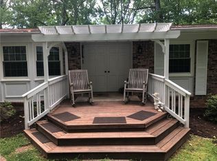 108 Shannon Dr, Pendleton, SC 29670