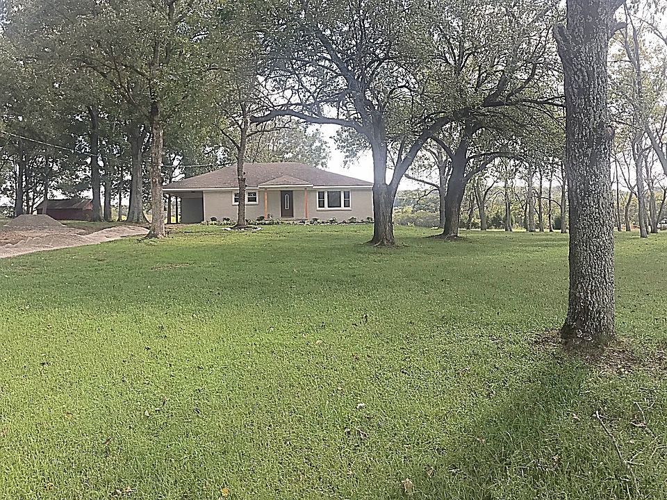 Beautiful front yard view 