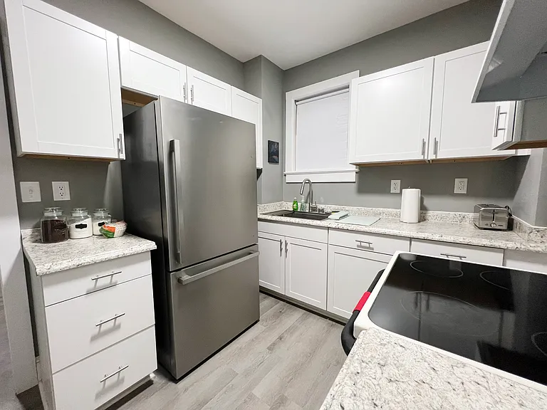 817 Ferdinand Ave SW #3 — Photo 7