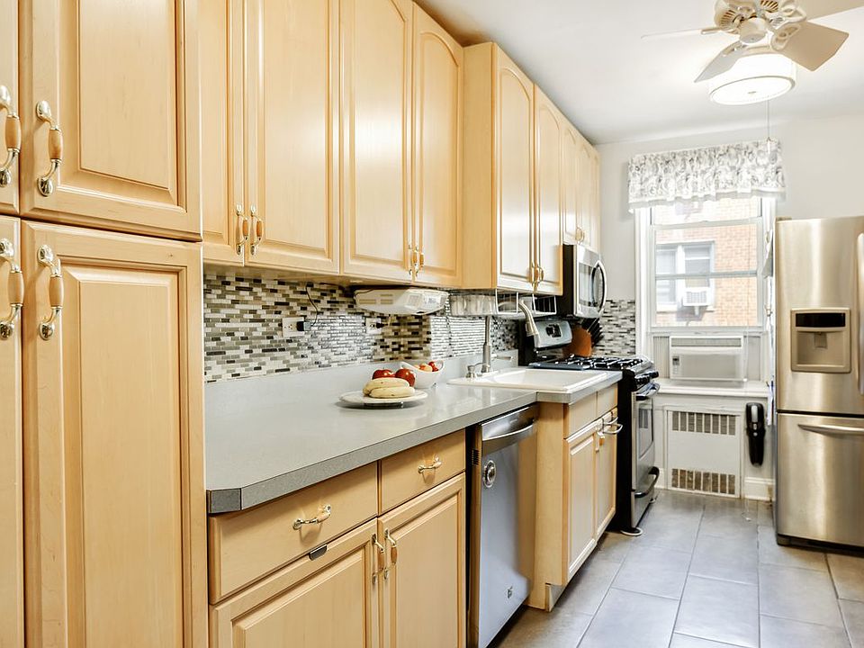 2nd image of 243 McDonald Ave APT 5A