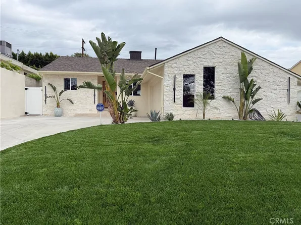 2738 N Brighton St, Burbank, CA 91504