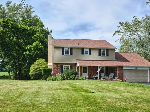 1007 Millstream Dr, Malvern, PA 19355