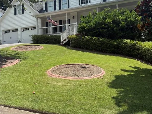 383 Saddle Brooke Dr, Dallas, GA 30132