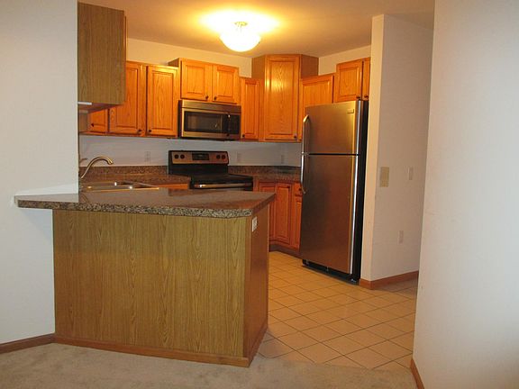 2nd image of 301 S Yellowstone Dr APT 410