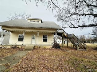 431 W Eldon St, Saint James, MO 65559