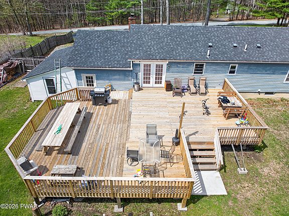 4th image of 106 Woodland Ct