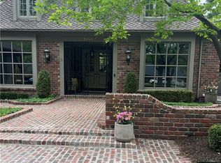 2003 W 69th Ter, Mission Hills, KS 66208