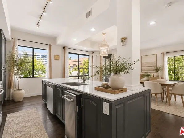 234 S Gale Dr APT 209, Beverly Hills, CA 90211