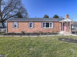 11 Maple Ave, Newark, DE 19711