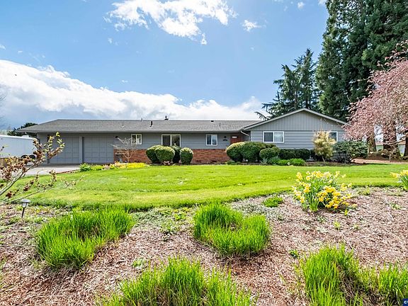 3rd image of 5750 Macleay Rd SE