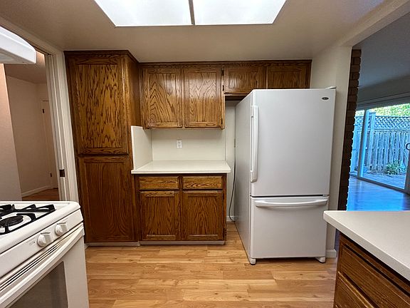4th image of 12147 Atrium Dr