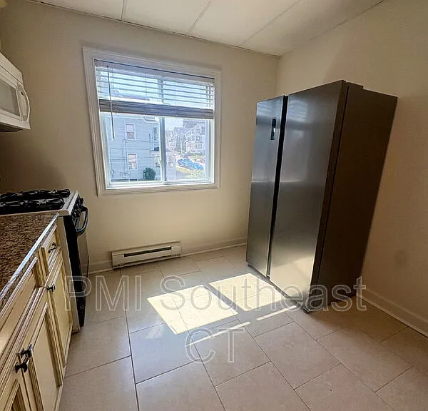 285 Montauk Ave #4 — Photo 9