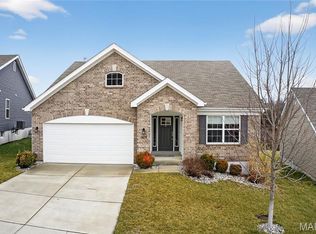 2629 Winding Valley Dr, Fenton, MO 63026