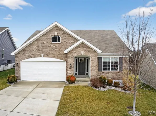 2629 Winding Valley Dr, Fenton, MO 63026