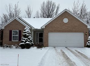 402 Birchwood Ln, Painesville, OH 44077