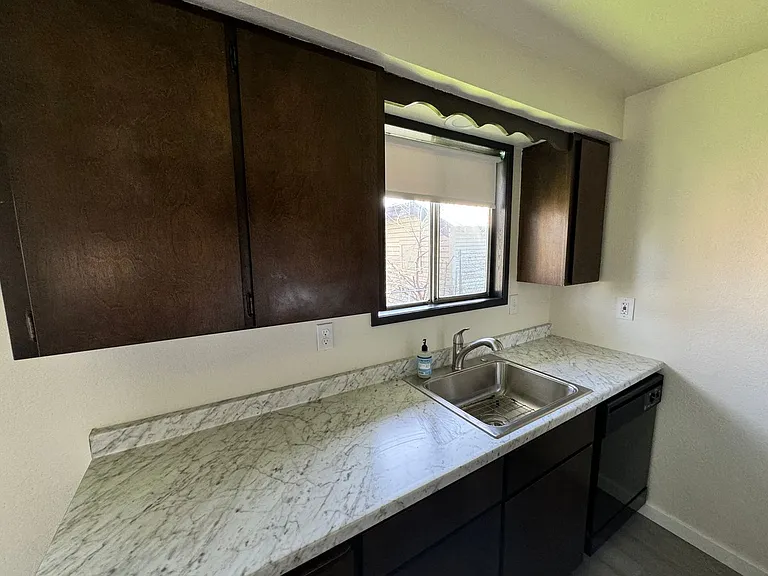 1812 E Mallon Ave #1816 — Photo 8