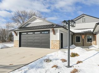 2757 County Rd, Ee Abrams, WI 54101