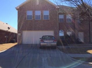 1912 Creek Crossing Dr, Justin, TX 76247