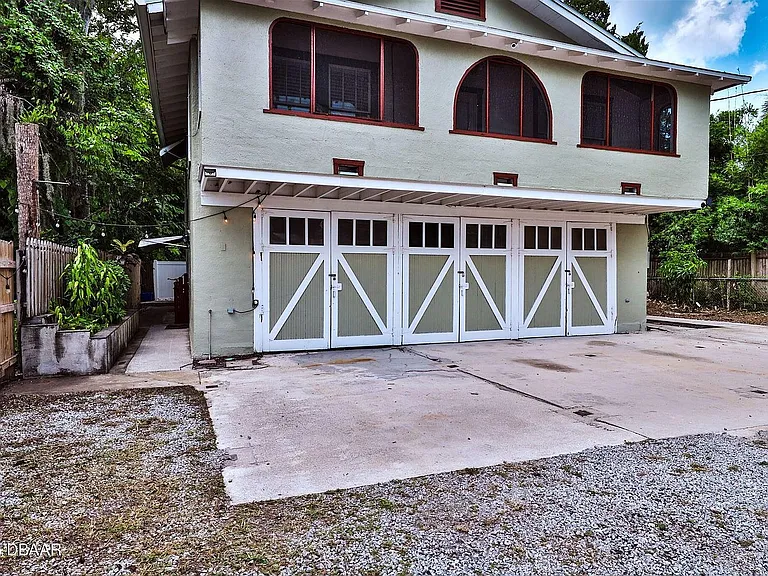 303 Washington St #A — Photo 21