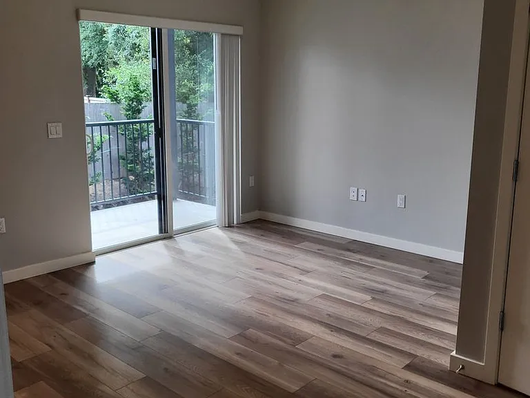 Pacific Ridge Apartments — Photo 4
