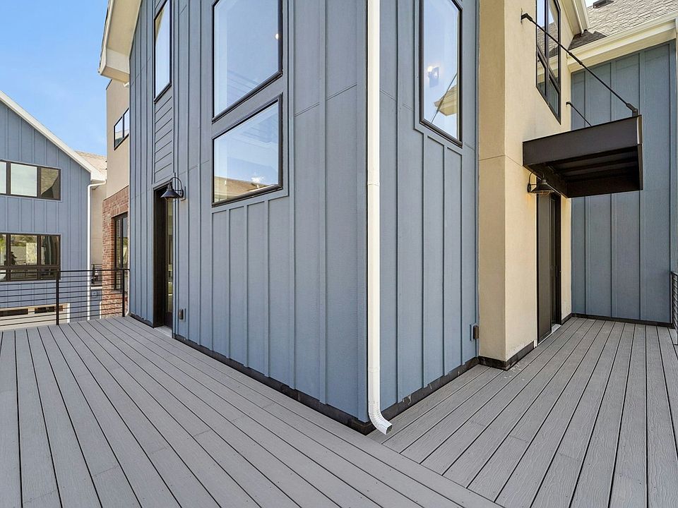 Wrap Around Deck