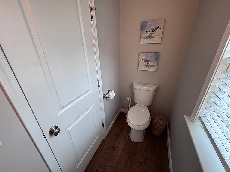 1666 Sparkleberry Ln — Photo 33